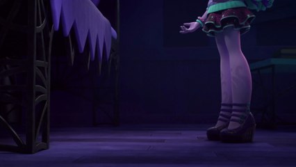 Twyla Pillow Fight Scene