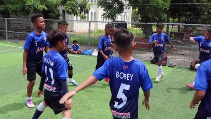 នៅតូចៗទេតែដឹងច្បាស់ពីគុណតម្លៃកីឡា! សមាជិកក្រុមថ្នាល CSB លេងបាលទាត់ដើម្បីសុខភាព និងចៀសទង្វើមិនល្អក្នុងសង្គម