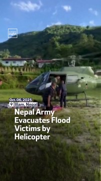 Nepal Army Evacuates Flood Victims by Helicopter