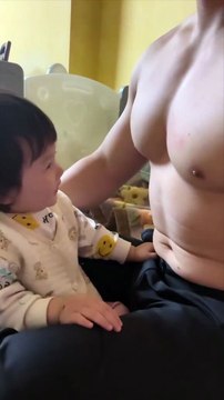 How to build bigger chest at home ? 🔥