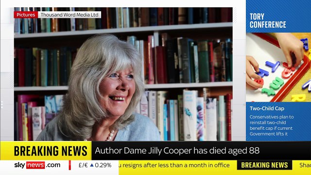 La romancière britannique Jilly Cooper, dont l'un des romans avait récemment été adapté en série, est décédée à l'âge de 88 ans après une chute