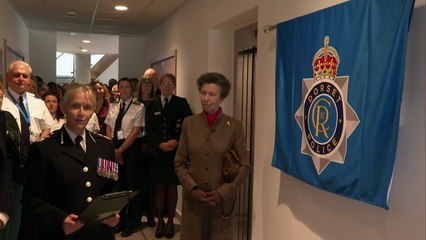 Princess Anne unveils plaque at Dorset Police HQ