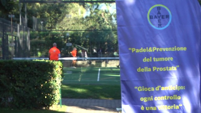Tumore prostata, con Bayer la prevenzione sul campo da padel