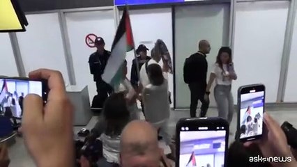 L'arrivo di Greta Thunberg e altri attivisti della Flotilla ad Atene