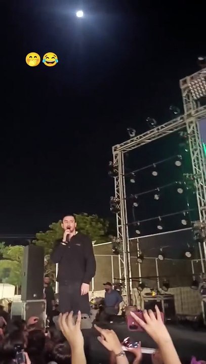 Hassan raheem fun at concert