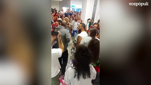 Los activistas deportados de la Global Sumud Flotilla llegan a Atenas