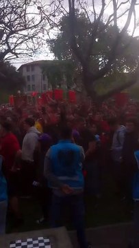 Desde Movistar Arena: cantos cruzados y policía