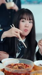 Once a beautiful school belle, jealousy from my fiancé and crush’s lover made me a 200kg wreck