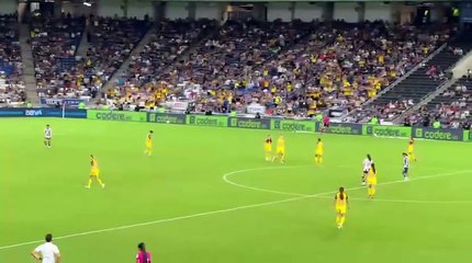 Gol de Scarlett Camberos ante Rayadas