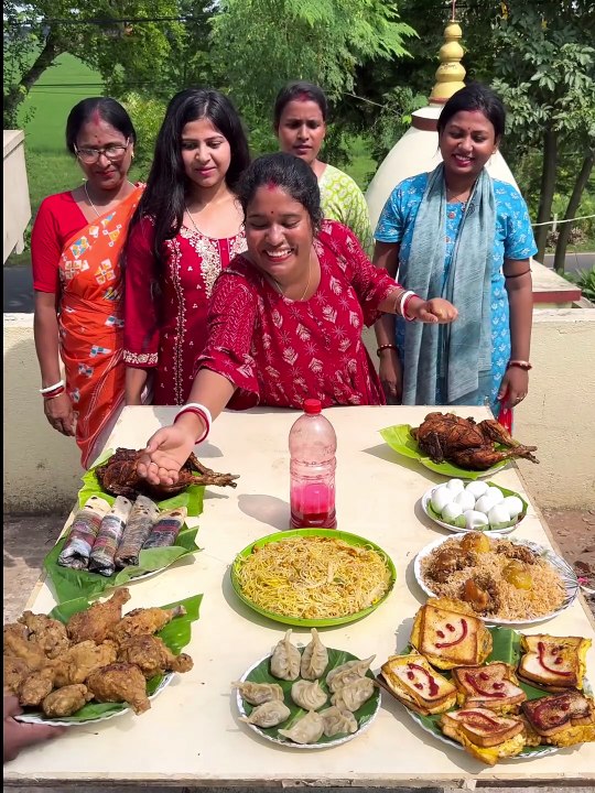 মজার খেলা! বোতল ফ্লিপ করো আনলিমিটেড উপহার নাও 🎁 | শাশুড়ী নাকি বৌমা কে জিতবে? 😂 | New Songs Media House