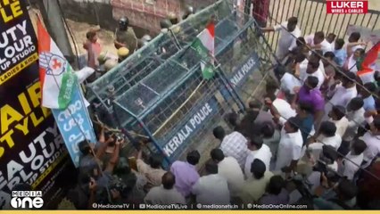 പത്തനംതിട്ടയിൽ തിരുവിതാംകൂർ ദേവസ്വം ബോർഡ്‌ ഓഫീസിലേക്ക് യൂത്ത് കോൺഗ്രസ്‌ മാർച്ച്‌