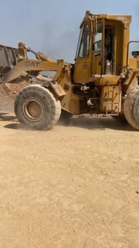 Stone Crusher🚨 classic wheel loader #crusher #wheelloader
