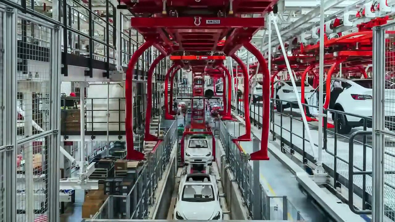 Why The Tesla Model Y Will Take Over in 2026