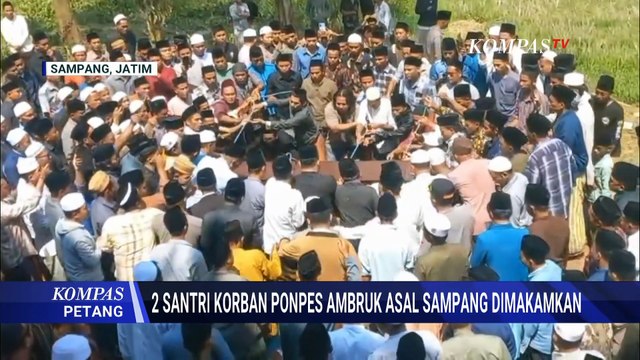 Haru! Iring-Iringan Proses Pemakaman 2 Santri Korban Ponpes Ambruk Asal Sampang | KOMPAS PETANG