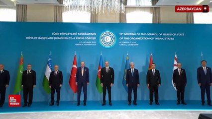 Cumhurbaşkanı Erdoğan, TDT Zirvesi'nde aile fotoğrafına katıldı