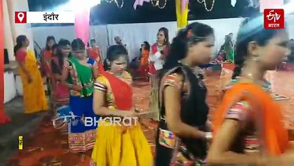 दृष्टिहीनों में गरबा की रौनक, बच्चियों ने दी अद्भुत प्रस्तुति, एक दूसरे को छूकर याद करती हैं कदमताल