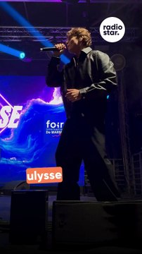 Ulysse interprète “l’année prochaine” pour la première fois sur scène et c’est sur la scène de la Nocturne de la Foire de Marseille #ulysse #foiredemarseille #concert #live #showcase #radiostar