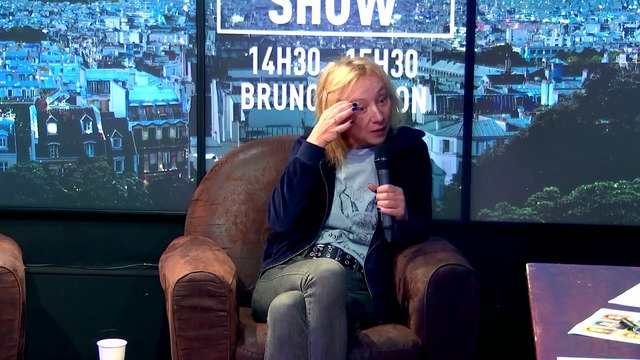 Sylvie Testud fait son Bon Dimanche Show