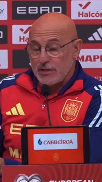 Luis de la Fuente sobre las posiciones de sus futbolistas