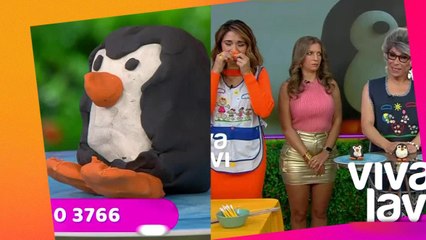 Maestra Resurrección tira &#039;escultura&#039; de Yeka Rosales