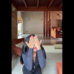 Tati Zaqui dançando gospel, "Melhor Amigo", de Seresta do Rasta Feat Raneychas.