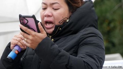 Filipino woman who lost family to drug war takes on Duterte