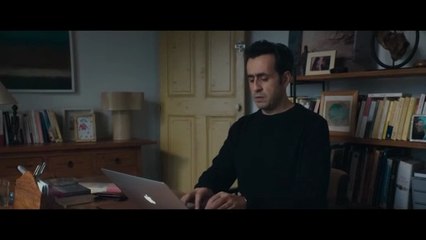 Mit Liebe und Chansons Trailer OmeU