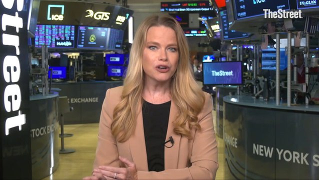 Big delays at airports due to government shutdown