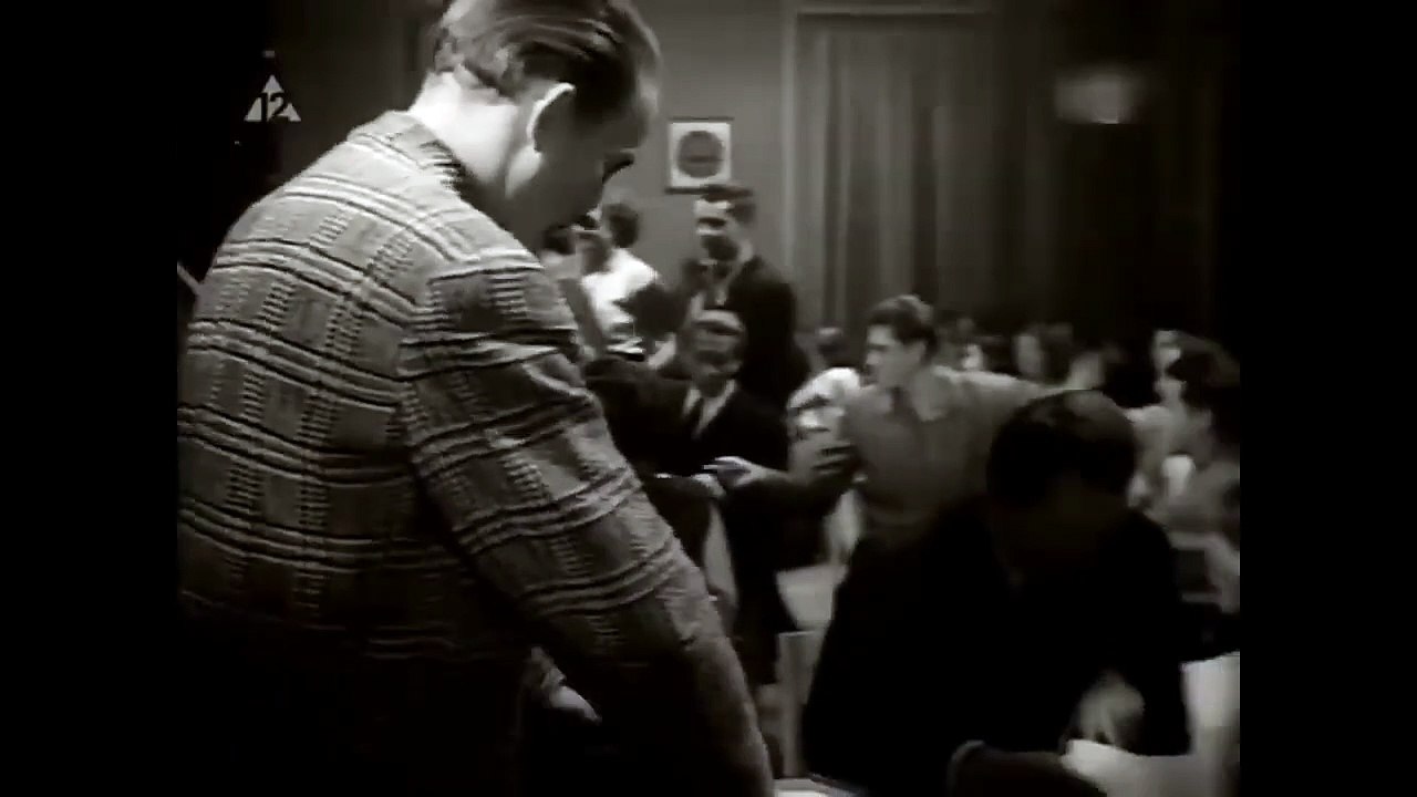 TRZY STARTY - POLSKI FILM OBYCZAJOWY