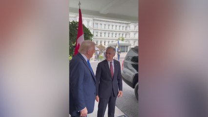 Carney Jokes to Trump About His Own Tie Color