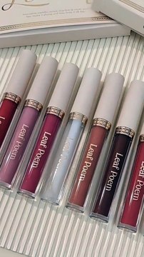 8pcs Matte Liquid Lipstick Set - Waterproof, Non-Stick, Long-Lasting Lip Gloss in Brown, Pink, Purple & Red Shades with Plant Squalane.