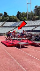 Faut pas l'inviter à Ninja Warior lui 😂