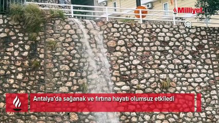 Sağanak ve fırtına hayatı olumsuz etkiledi