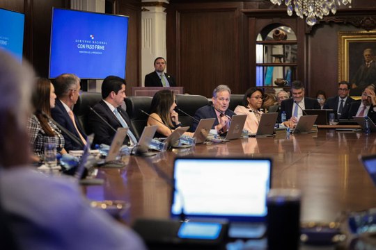 Consejo de Gabinete aprueba instalación de dos nuevos cables submarinos de telecomunicaciones