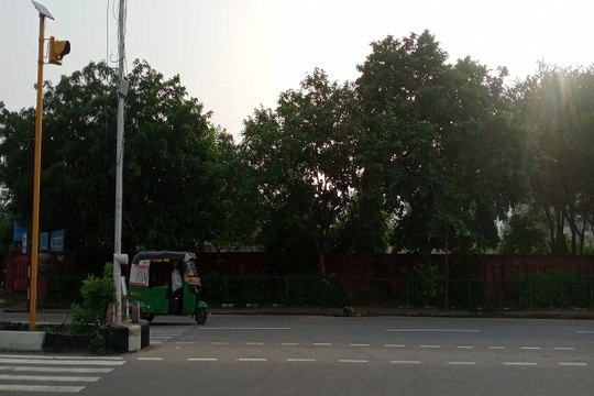 Rajasthan Weather : गुलाबी नगर में आज सवेरे गुलाबी सर्दी का अहसास, तापमान घटने से हो रहा हल्की सर्दी का अहसास