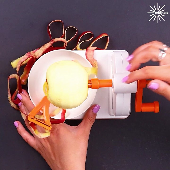 Top kitchen gadgets everyone needs!