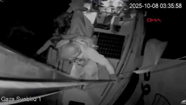 İsrail, Özgürlük Filosu'na müdahale etti