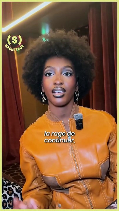 SIMONE - BACKSTAGE : Le premier titre d'Ebony