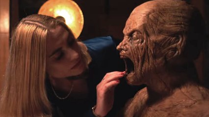 Im Horrorfilm Oddity soll eine gruselige Holzpuppe dabei helfen, einen mysteriösen Mord aufzuklären