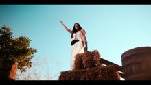 Pia Ioana - E Mama Mea (Official Video)