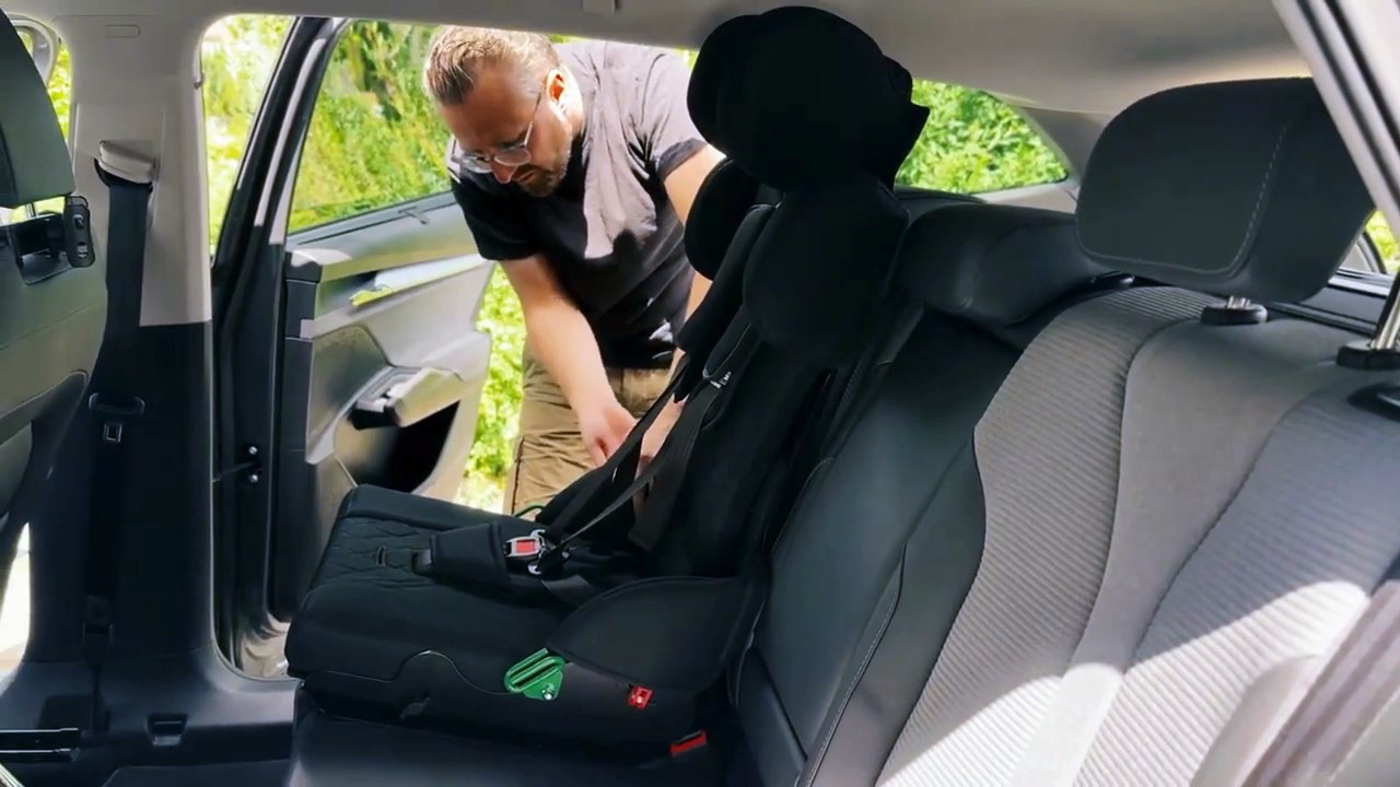 Comment installer le siège auto Hercules Prime R129 dans votre voiture ?