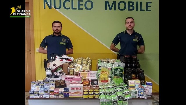 Parma, sequestro in minimarket: alcol di contrabbando, farmaci esteri e capi falsi (08.10.25)