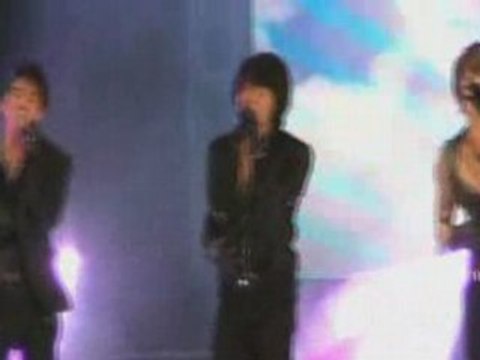 DBSK (TVXQ)'s Tonight - 080517 Korean Music Festival (Hollyw