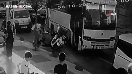 Trafik magandası kuryeye dehşeti yaşattı: O anlar kamerada