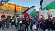 Manifestazione Pro Pal a Bologna dopo il nuovo attacco alla Flotilla