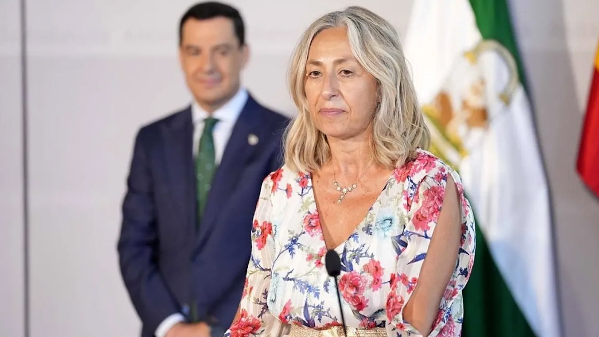 Juanma Moreno anuncia la dimisión de la Consejera de Salud