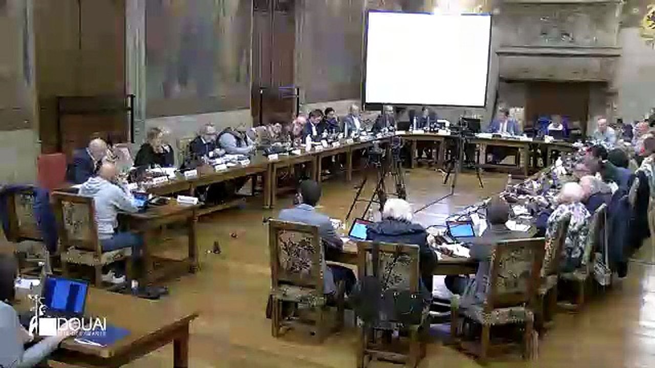 Conseil municipal du 25 septembre 2025 : vente de biens communaux