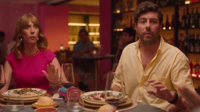 Pequeños calvarios Tráiler