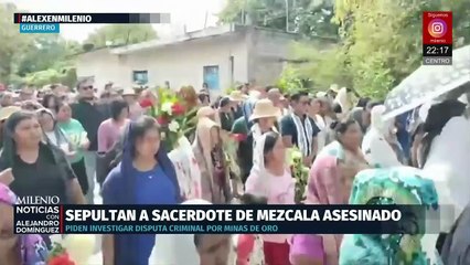 Dan último adiós a párroco asesinado en Mezcala, Guerrero