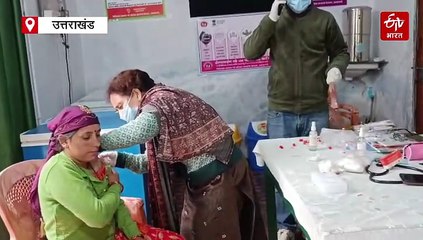 कुत्ते के काटने से गाय की मौत, दूध पीने से 17 ग्रामीणों की बिगड़ी तबीयत, इंजेक्शन के लिए लगानी पड़ी दौड़!